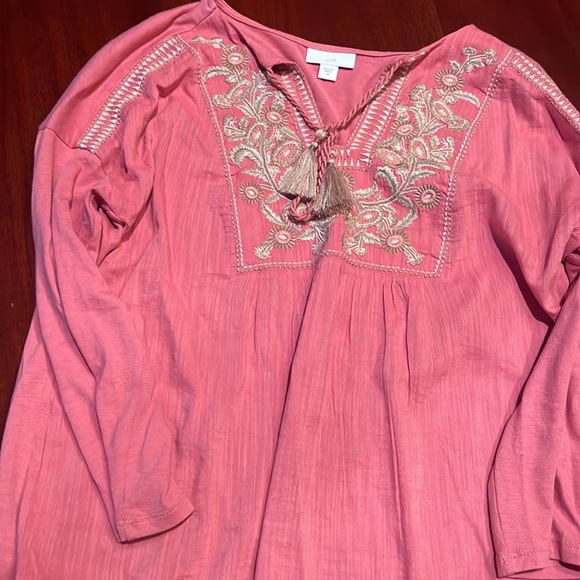 Jjill Long Sleeve Embroidered Front Peasant Top. XS. Cotton/modal . EUC - Picture 2 of 6